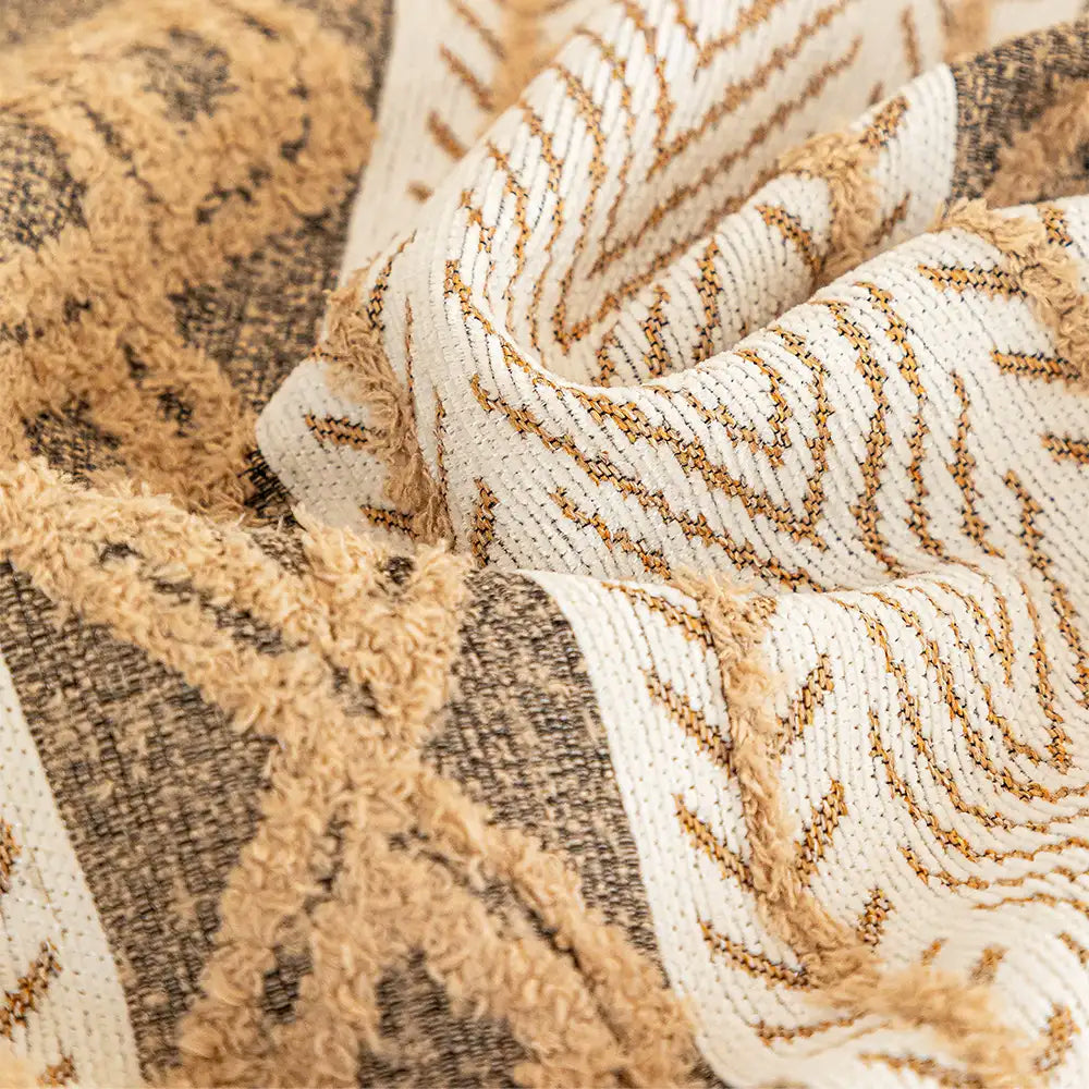 Color-Block Striped Chenille Non-Slip Couch Cover — All-Season Protection and Cozy Fit