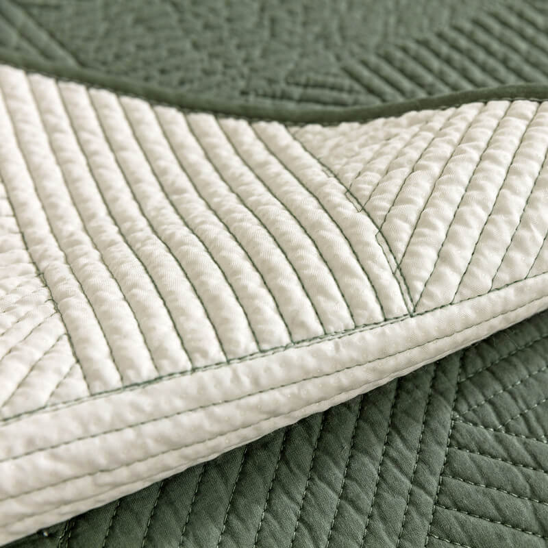 All-Season Minimalist Solid Cotton Geometric Quilted Couch Cover with Anti-Slip Backing