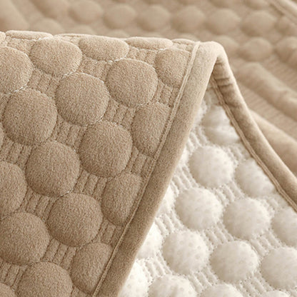 Cozy Plush Vintage-Style Non-Slip Couch Cover