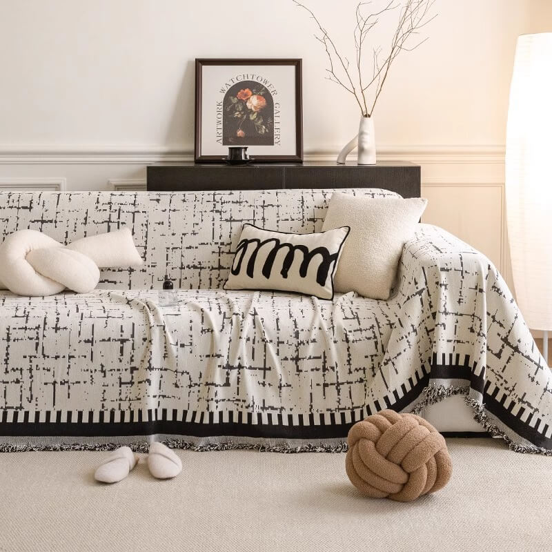 All-Season Breathable Anti-Scratch Couch Cover — Multifunctional Comfort Throw
