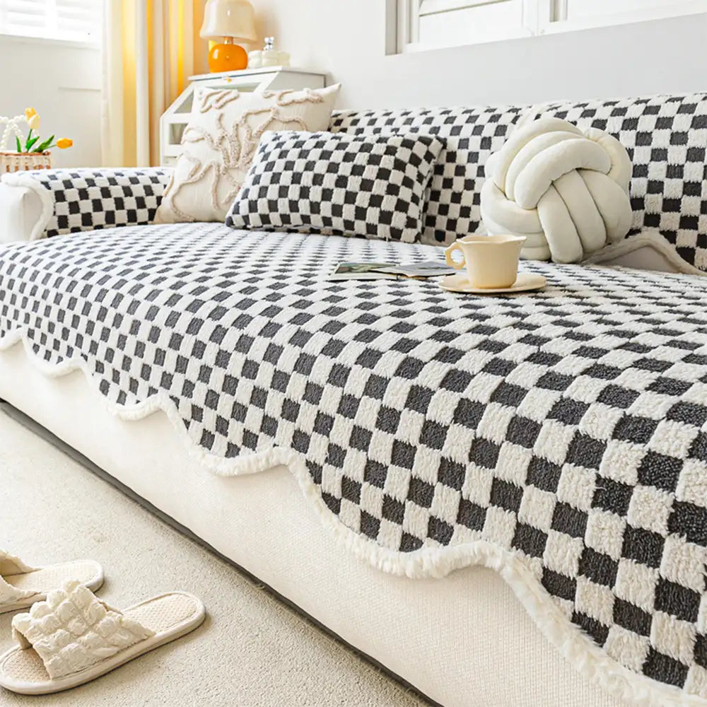 Classic Checkerboard Plush Couch Cover - Ultra-Soft, Scratch-Resistant & Non-Slip
