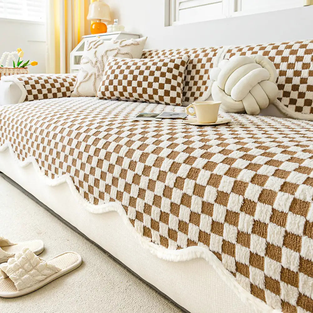 Classic Checkerboard Plush Couch Cover - Ultra-Soft, Scratch-Resistant & Non-Slip