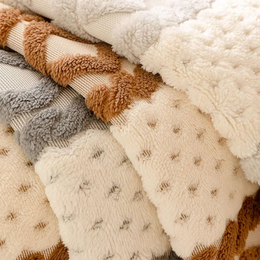Cozy Cookie Plush Couch Cover – Skin-Friendly, Non-Slip, Ultra-Soft Sofa Protector