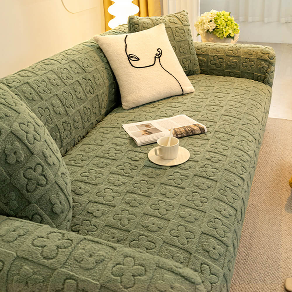 Cozy Floral Jacquard Fleece Couch Cover for Warmth and Style