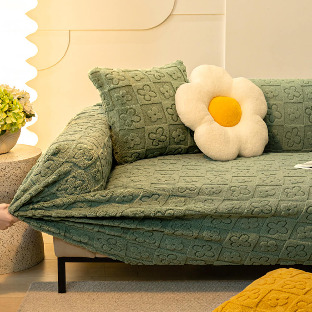 Cozy Floral Jacquard Fleece Couch Cover for Warmth and Style