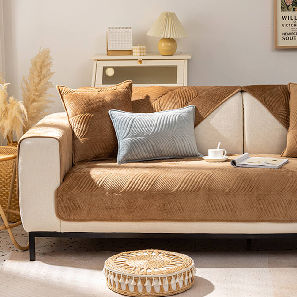 Cozy Leaf-Patterned Plush Couch Cover with Non-Slip Backing