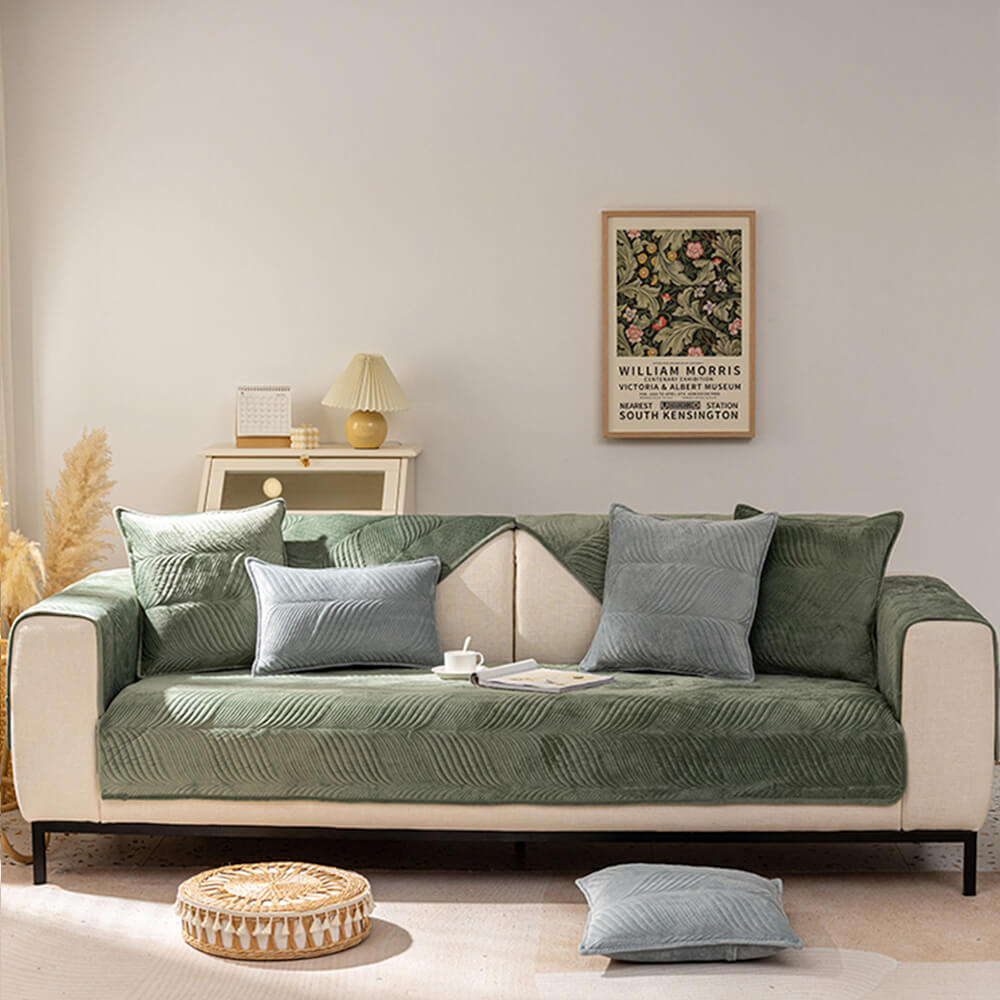 Cozy Leaf-Patterned Plush Couch Cover with Non-Slip Backing