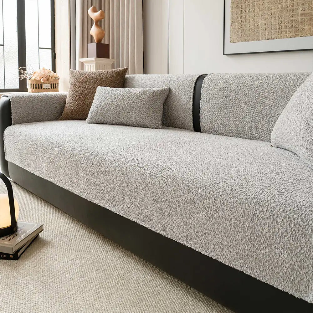 All-Season Breathable Chenille Couch Cover — Scratch-Resistant Sofa Protection for Outdoor Furniture