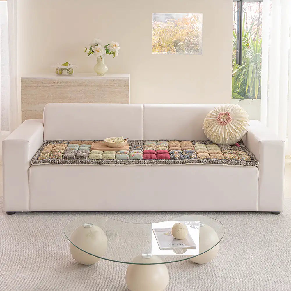 Handmade Vintage Floral Plush Pet Mat — Cushioned, Non-Slip Couch Cover