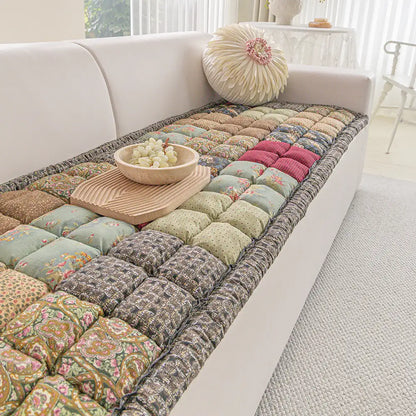 Handmade Vintage Floral Plush Pet Mat — Cushioned, Non-Slip Couch Cover