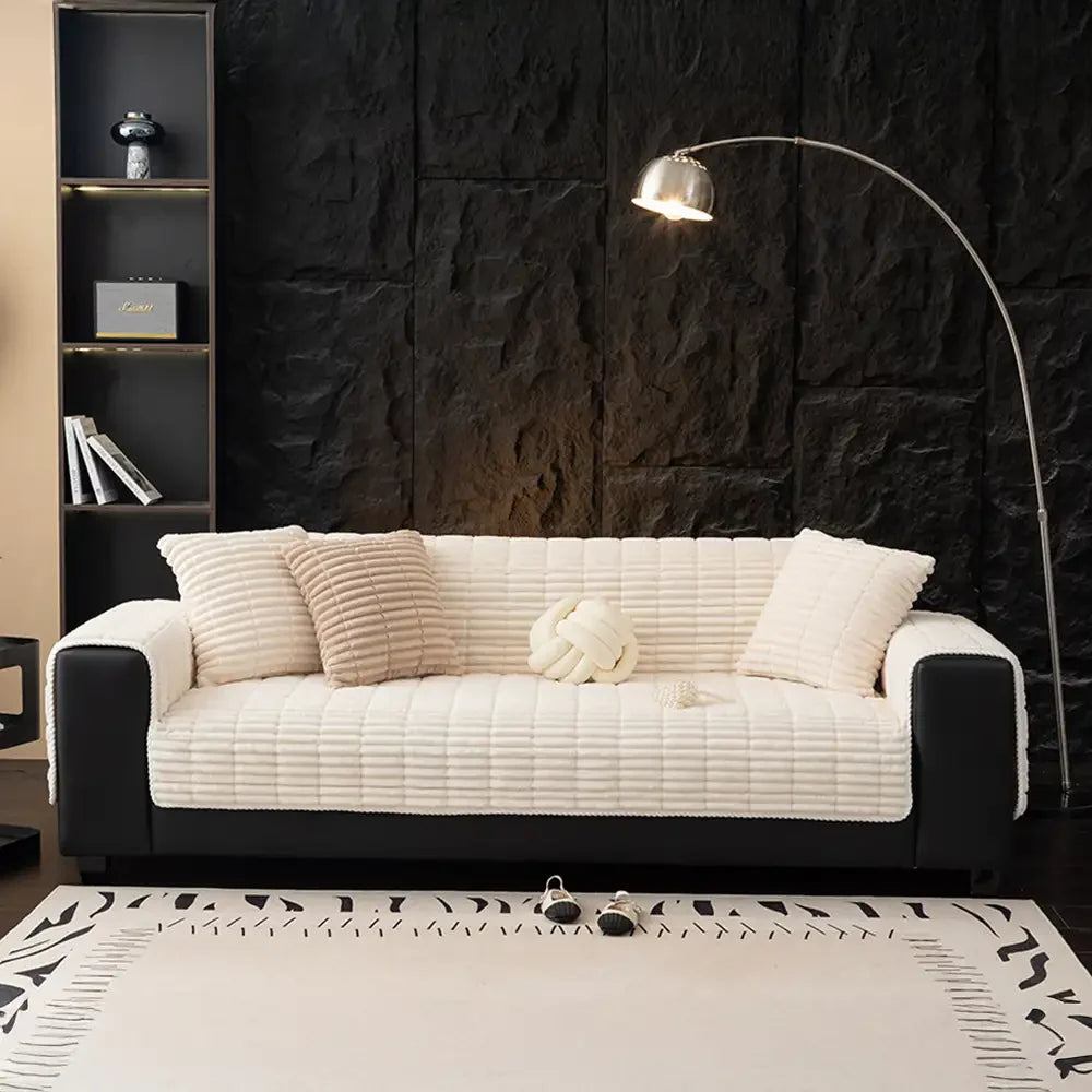 One-Piece Cozy Flannel Sofa Cover - Non-Slip Protection for Your Sofa