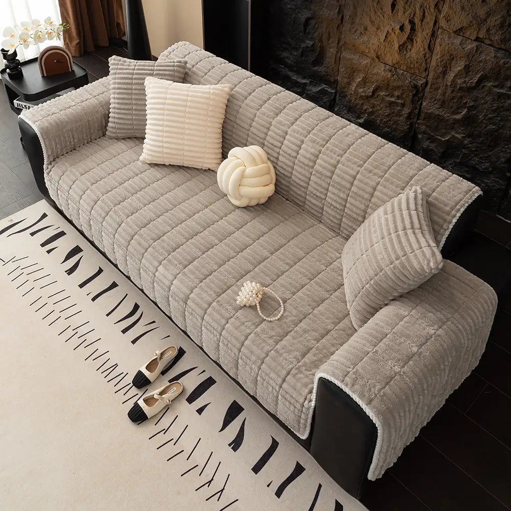 One-Piece Cozy Flannel Sofa Protector — Non-Slip Recliner Chair Cover