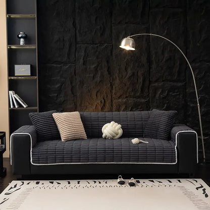 One-Piece Cozy Flannel Sofa Cover - Non-Slip Outdoor Couch Protector