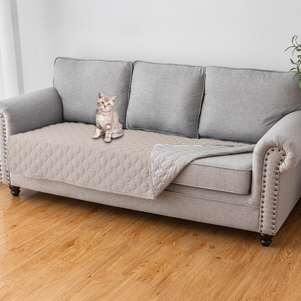 Diamond-Quilted Waterproof Pet Couch Cover with Non-Slip Backing — Stylish Protection for Your Furniture