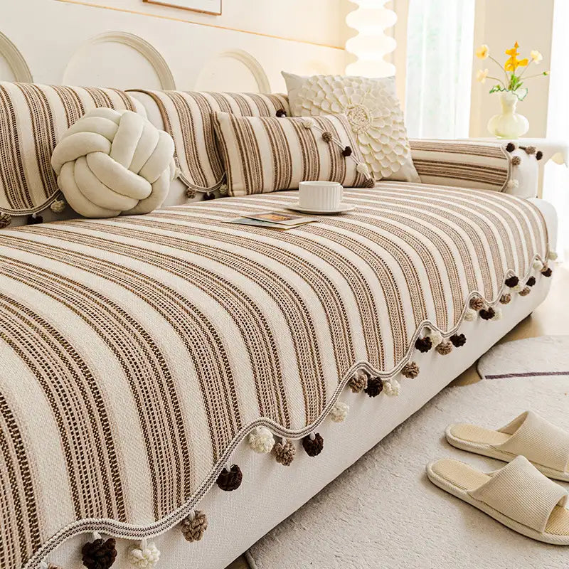 Chenille Sofa Cover – Irregular Color-Contrast, Skin-Friendly, Non-Slip Protection for Your Couch