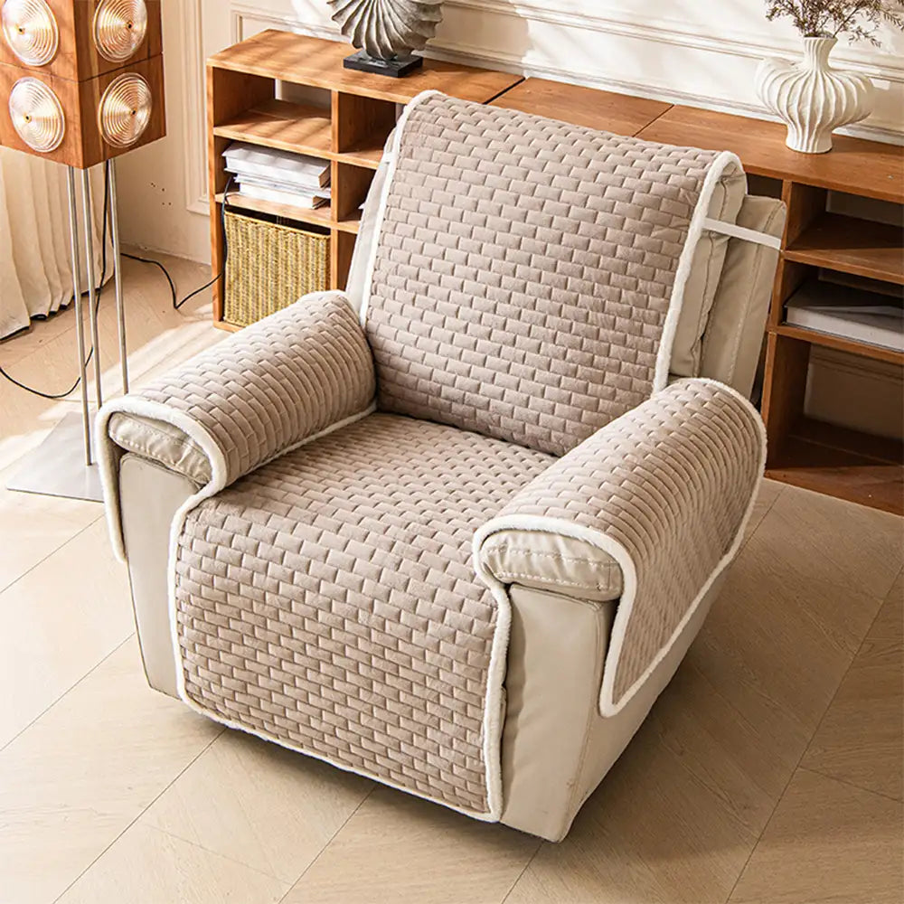 All-in-One Plush Couch Cover with Scratch-Resistant Fabric and Elastic Straps for a Secure Fit