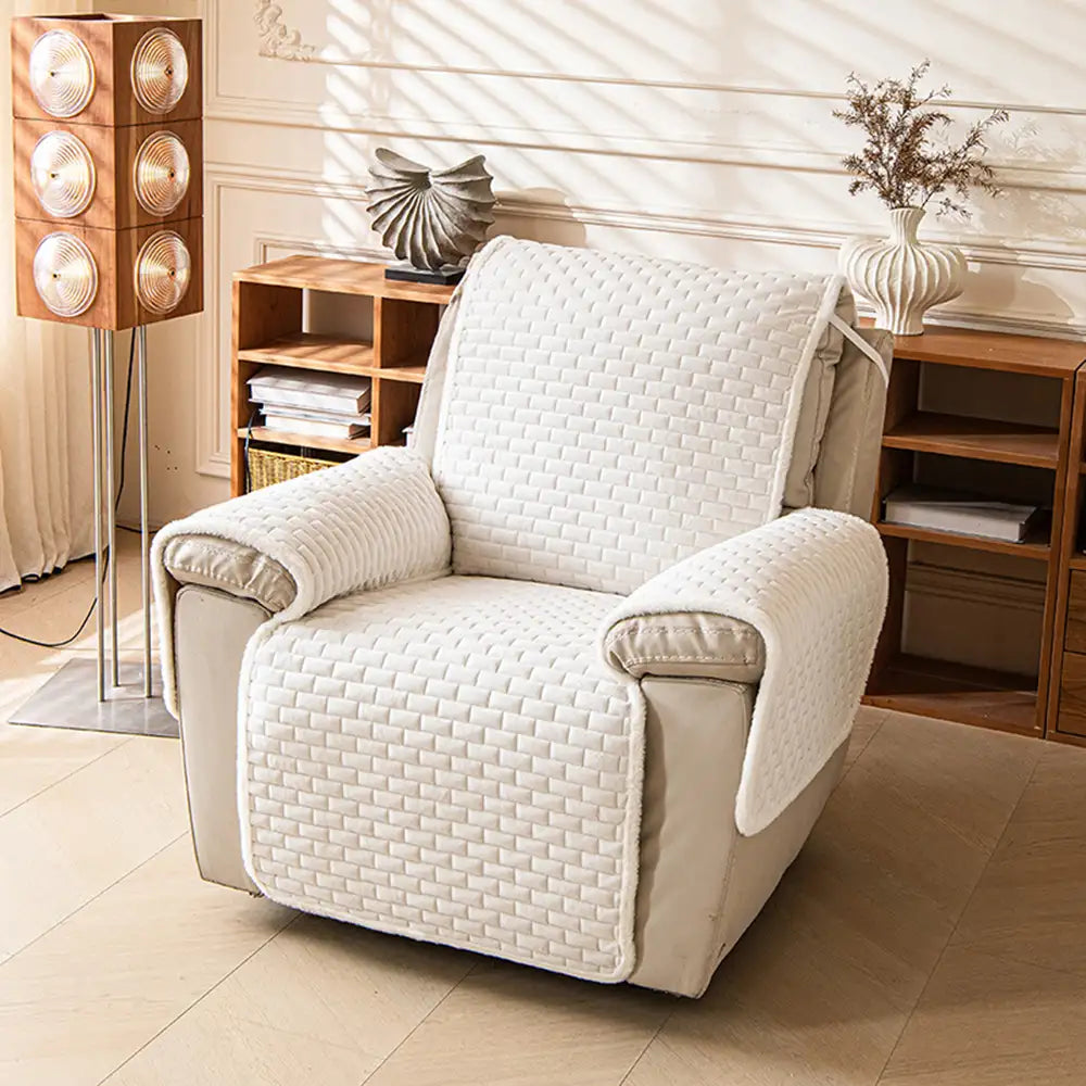 All-in-One Plush Couch Cover with Scratch-Resistant Fabric and Elastic Straps for a Secure Fit