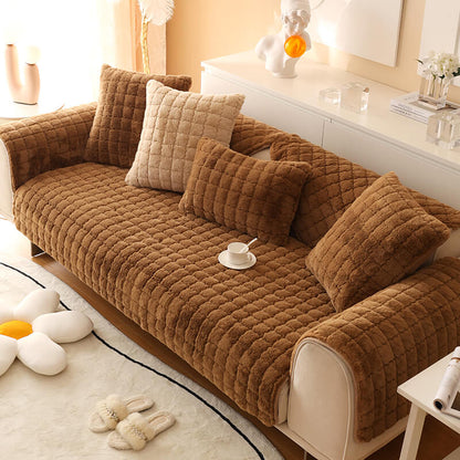 Biscuit Plush – Ultra-Soft, Non-Slip Couch Cover for Cozy Protection