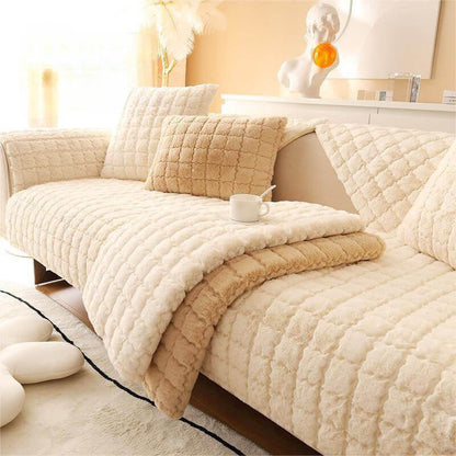 Biscuit Plush – Ultra-Soft, Non-Slip Couch Cover for Cozy Protection