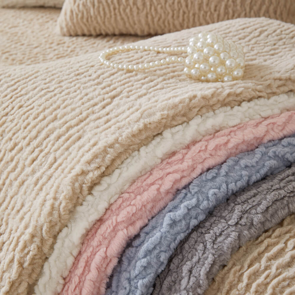 Cream Berber Fleece Anti-Scratch Sofa Cover - Plush, Durable Couch Protector