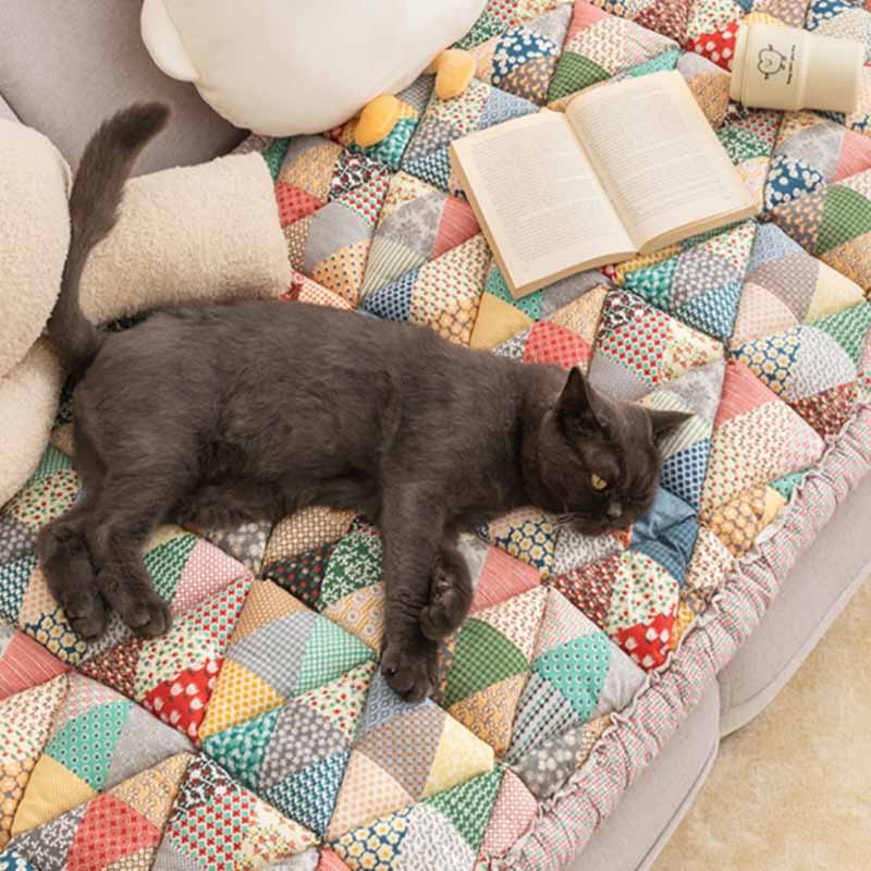 Garden-Chic Cotton Pet-Friendly Couch Protector
