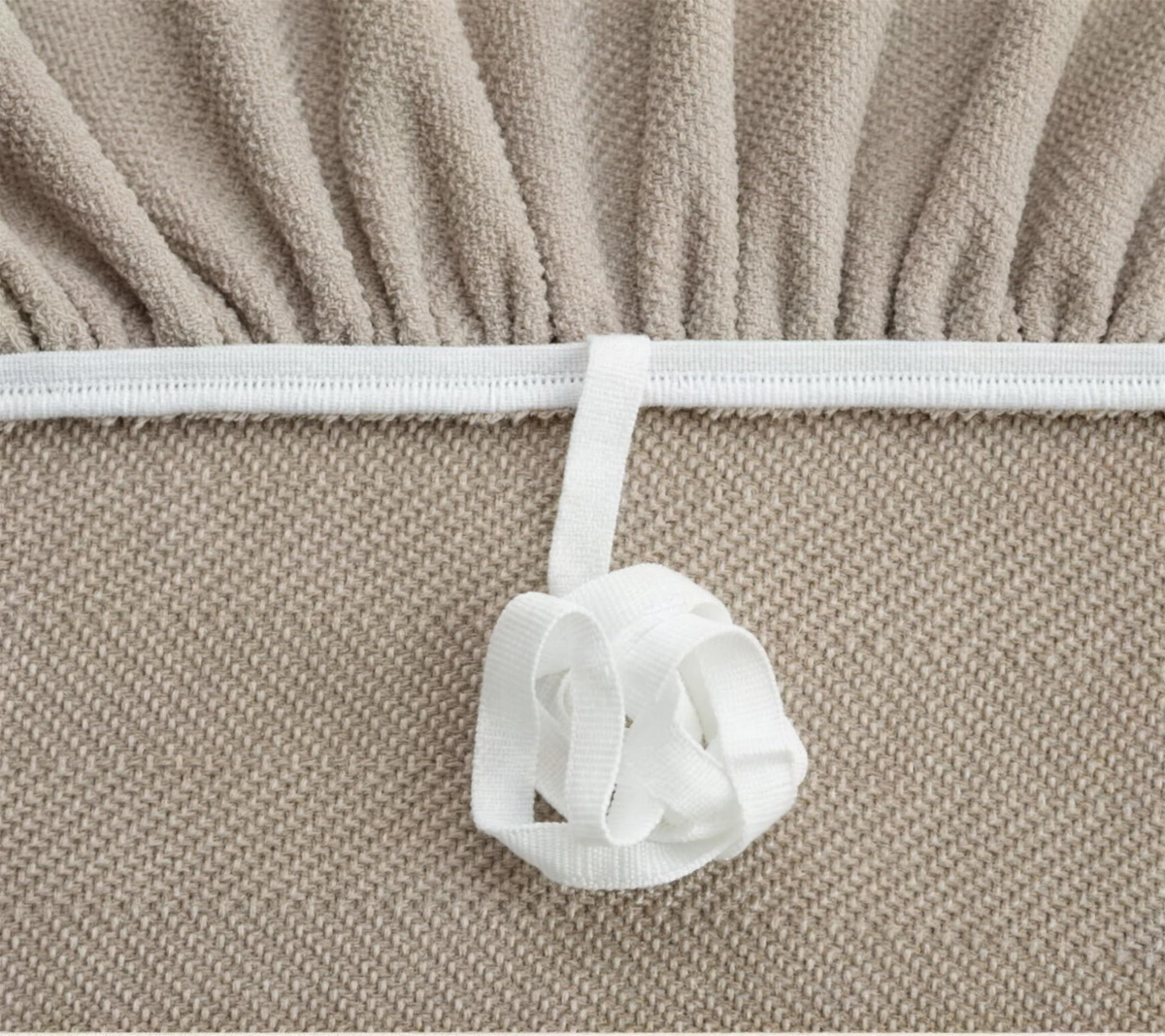 Beige elastic strap and anchor